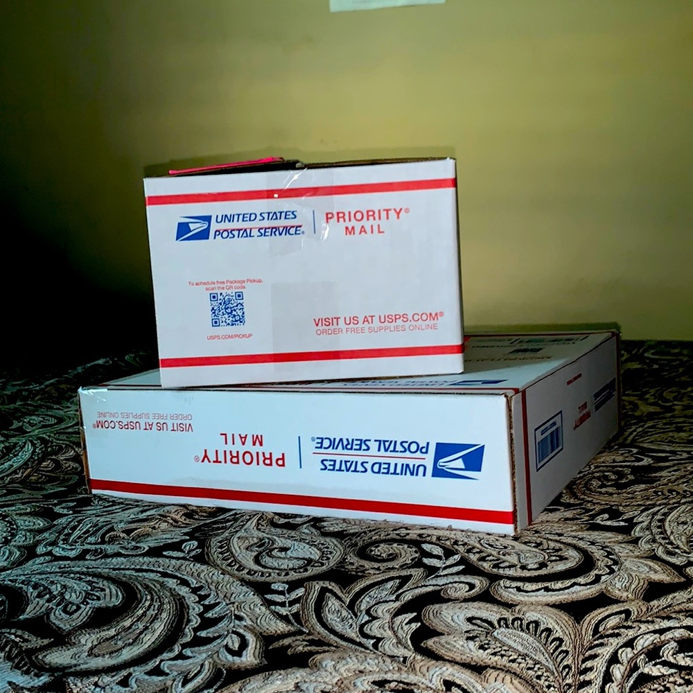 Orders going out! Happy Monday! !